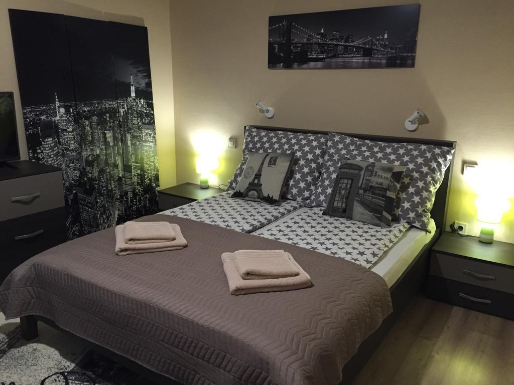 Apartment Near Opera In Downtown Budapest Exteriör bild